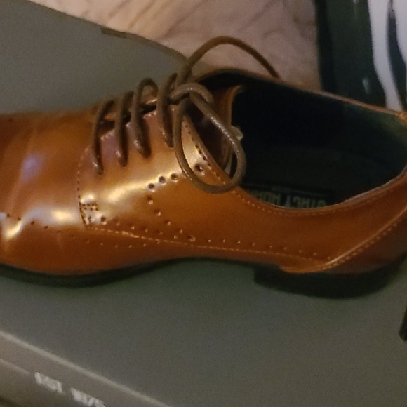 Stacy Adam's boys dress shoes never worn - Picture 2 of 4